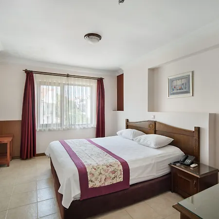 Hotel apartamentowy Fora 3*
