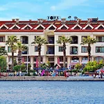 Hotel de apartamente Fora 3*
