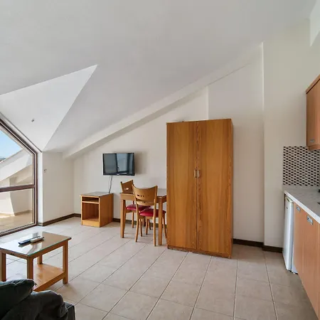 Lejlighedshotel Fora 3*
