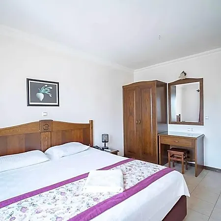 Fora Aparthotel