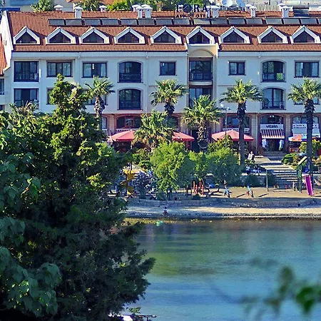 Appart hôtel Fora 3*